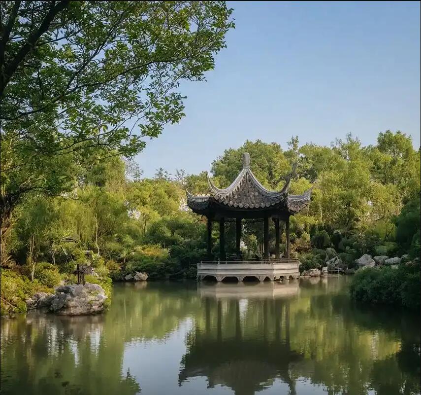 青海冰旋餐饮有限公司